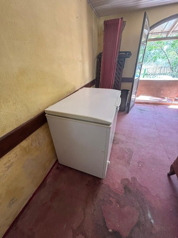 Item 889401 - Image 1