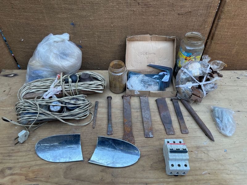 PUNTAS VARIAS, MENSULAS ART ELECTRICOS ALARGUES
