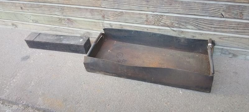 Bandeja de Chapa para Mecánico con Cajoncito Negro
