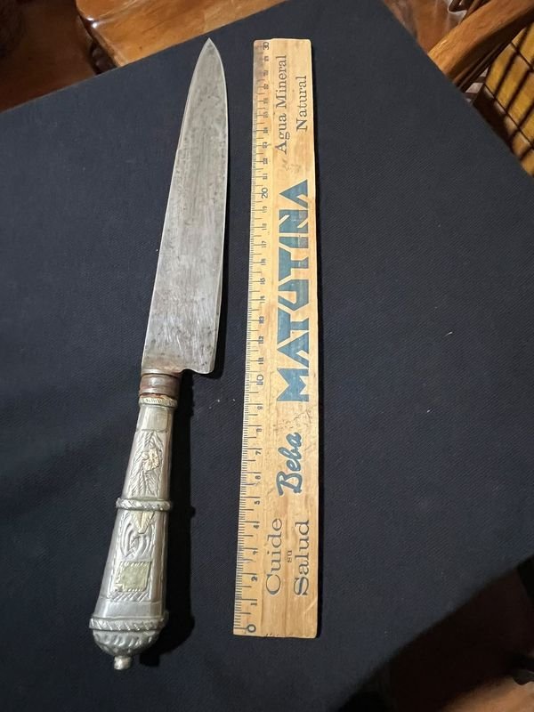 Cuchillo de Caza Mailhos con Cabo de Plata y Oro y Escudo Nacional - imagen 1
