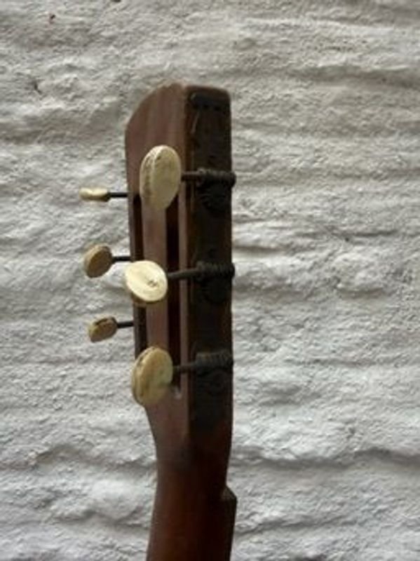 Guitarra criolla sin marca: una joya musical auténtica - imagen 6