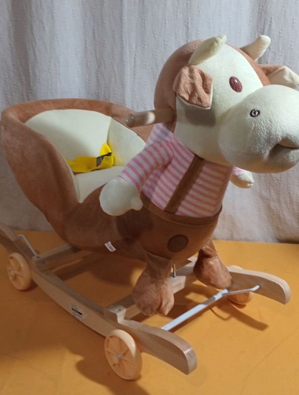 Vaquita mecedora con ruedas para niños - imagen 2