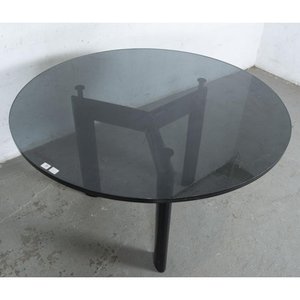 Mesa de Comedor Redonda con Base Metálica Negra y Tapa de Vidrio Oscuro - imagen 3