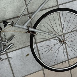 Bicicleta Clásica Vintage Gris Rodado 28 Estilo Años 80 - imagen 10