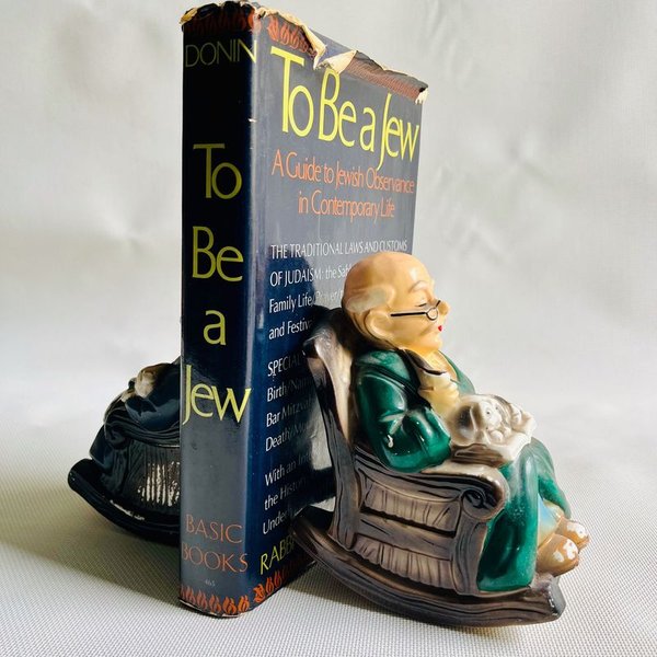 Libro "To Be a Jew" de Rabbi Hayim Donin sobre Observancia Judía Contemporánea