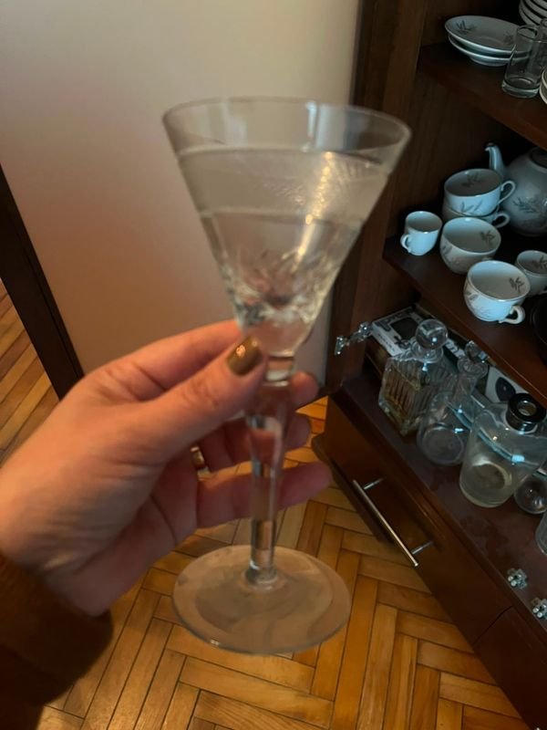 Copas de Cristal Tallado con Diseño Geométrico