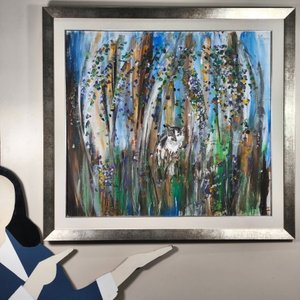 Pintura "Viani 17" Acrílico sobre Fibra: Escena Natural con Gato y Marco Plateado - imagen 7