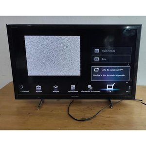 Lote siguiente: Televisor Sony Bravia LED 32" en funcionamiento