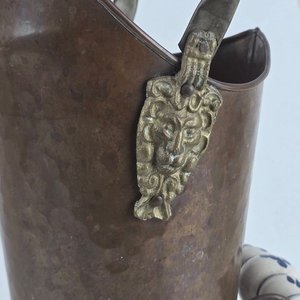 Tarro Metálico con Detalles en Cerámica y Bronce - imagen 3