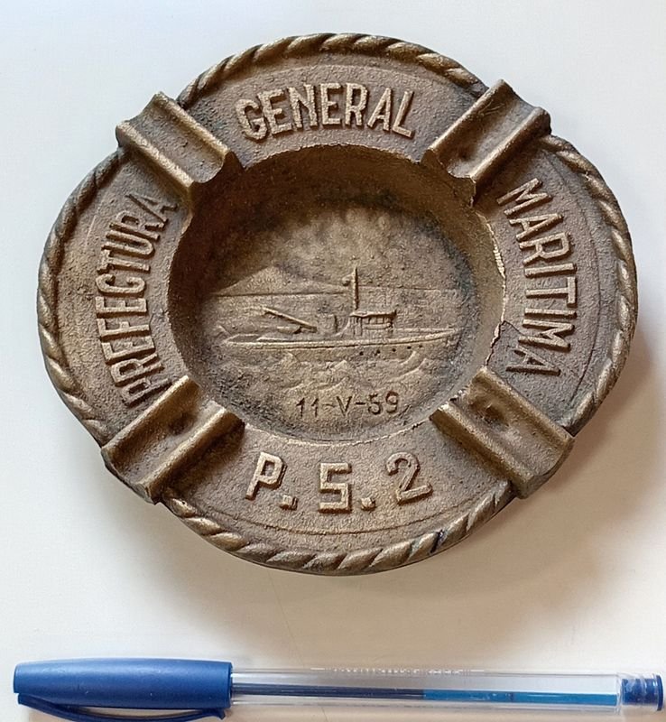 Cenicero de Bronce Prefectura General Marítima P.S.2. Año 1959