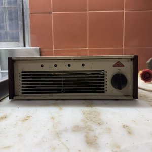 Calefactor Ismel Antiguo de Colección - Diseño Retro Funcional - imagen 5