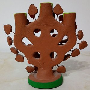 Candelabro Artesanal Mexicano "Árbol de la Vida" en Barro Policromado - imagen 4
