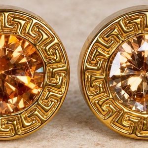 Aros de Plata con Piedras Champagne y Diseño Guarda Imperial - imagen 2