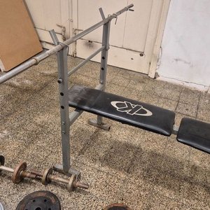 Banco de Musculación con Barra, Mancuernas y Discos de Pesas - imagen 2