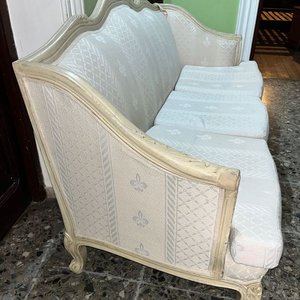 Sofá Luis XV de 3 cuerpos estilo clásico - imagen 3