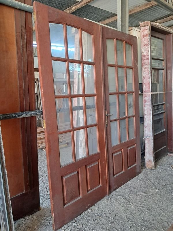 Item 882878 - Image 2