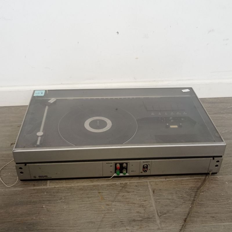 Pasa discos AM-FM con amplificador marca Philips AH920: una descripción detallada - imagen 5