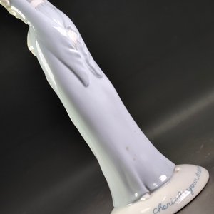 Figura de Porcelana "Soft Touch" Mujer Embarazada "Cherish Your Dreams" - imagen 5