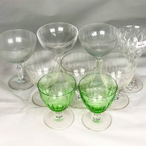 Lote de 9 Copas de Cristal y Hialinas Verdes y Transparentes - imagen 2