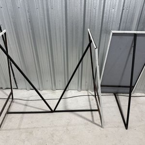 Estructuras Metálicas Porta Cartel con Base de Pie - imagen 7