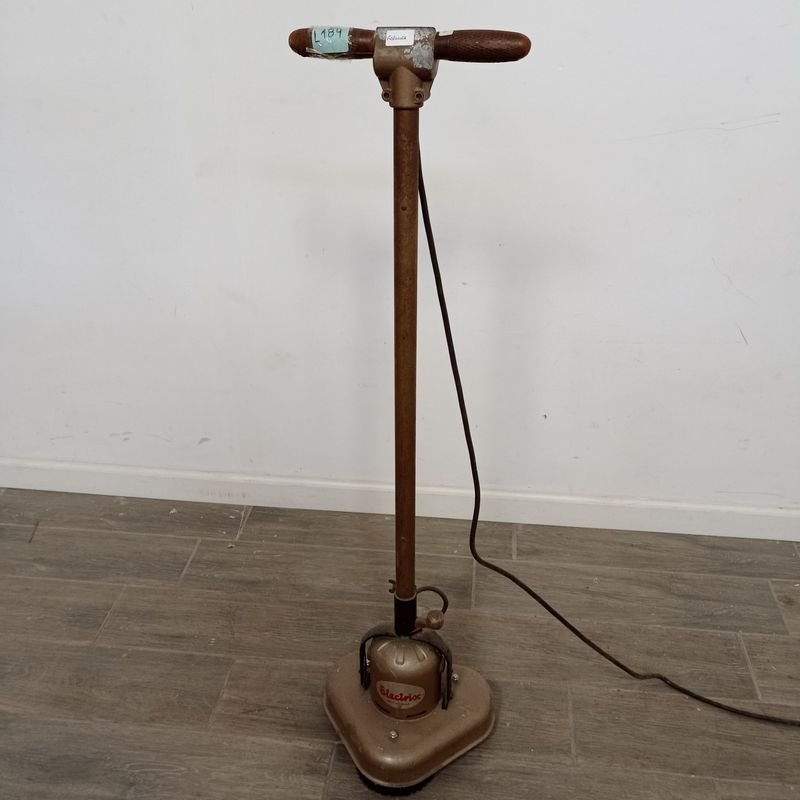 Lote anterior: Lustra enceradora marca Electrisc. en buen estado