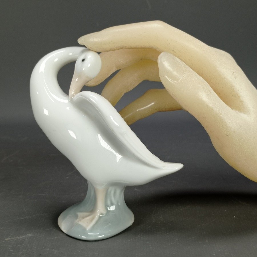 Item 17171 - Image 6