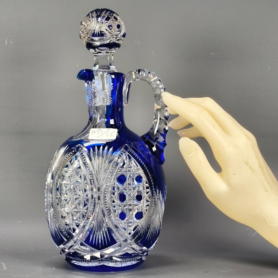 Botellón de cristal tallado en tonos hialinos y azul - imagen 3