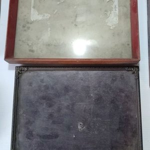 Lote de Marcos Antiguos con Vidrio y Espejo de Hierro - imagen 4