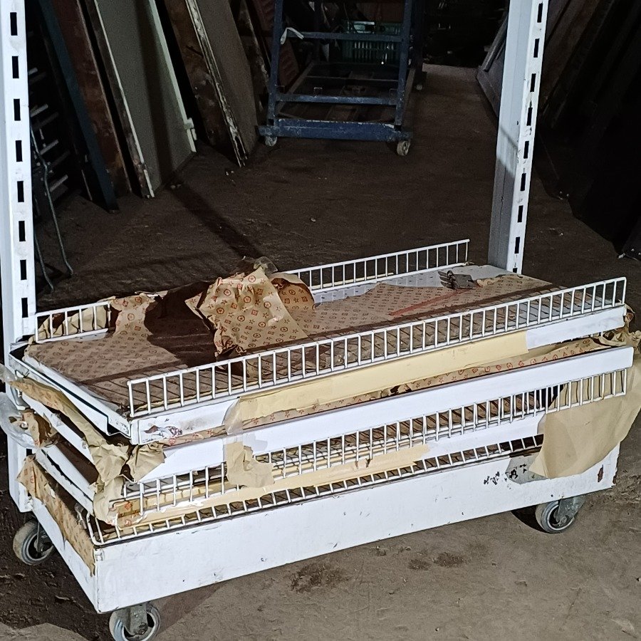 Item 16711 - Image 6