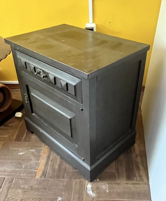 Item 878863 - Image 1