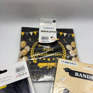 Artículos de Graduación: Banderín y Servilletas Nuevos - imagen 4