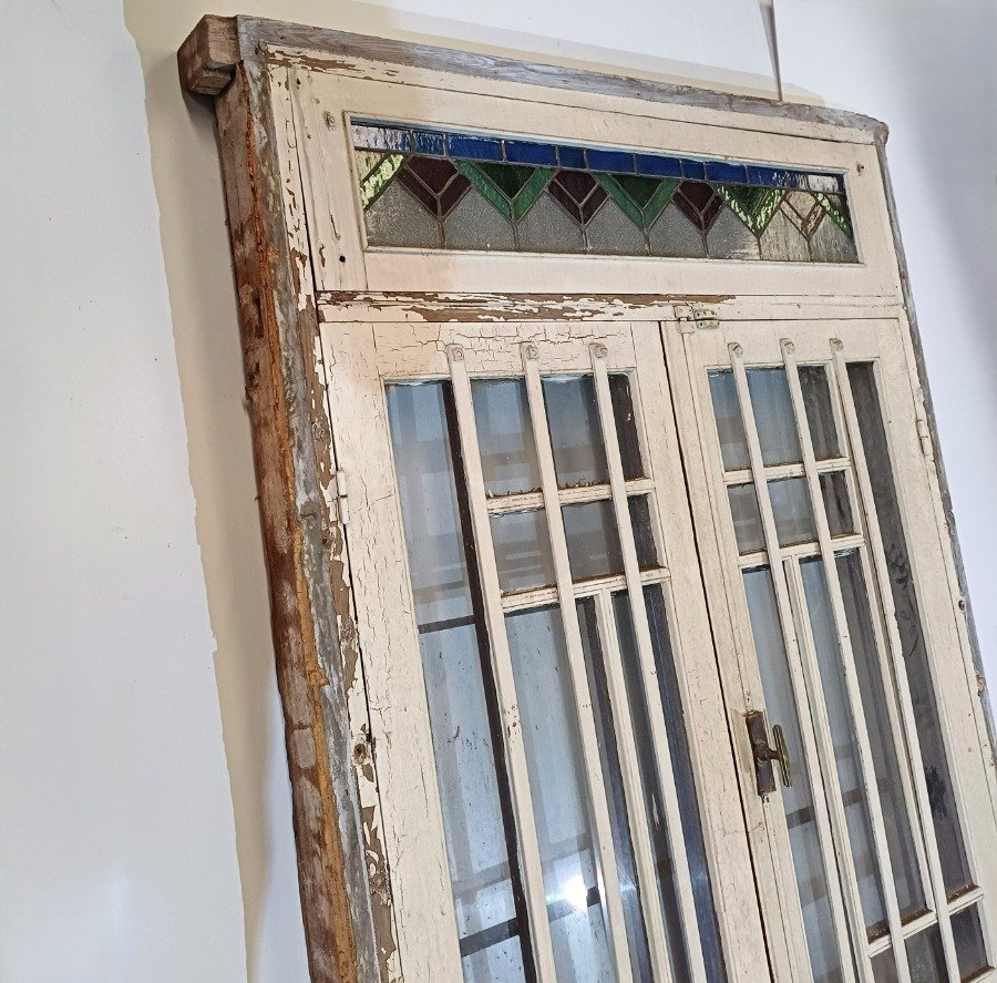 Ventana con dos hojas batientes en cedro - imagen 4