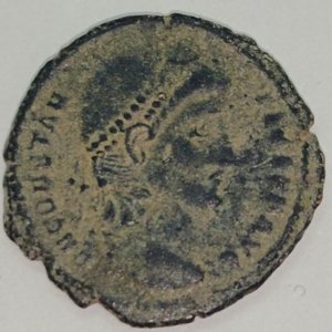 Moneda Romana Antigua del Bajo Imperio - imagen 3