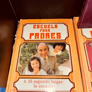 Lote de 4 Libros: Escuela para Padres y Mi Hijo y Yo - imagen 2