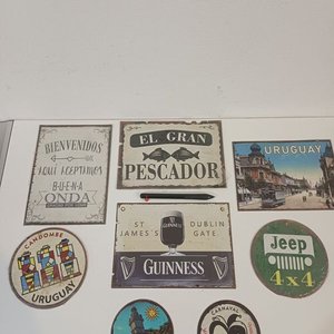 Lote siguiente: Lote de 8 Chapas Vintage Temáticas: Guinness, Uruguay, Carnaval y Más