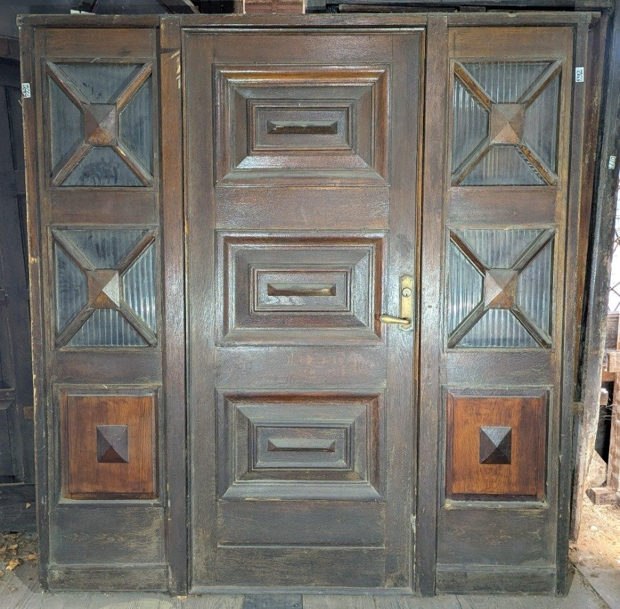 Lote anterior: Puerta de ingreso de roble con diseño antiguo
