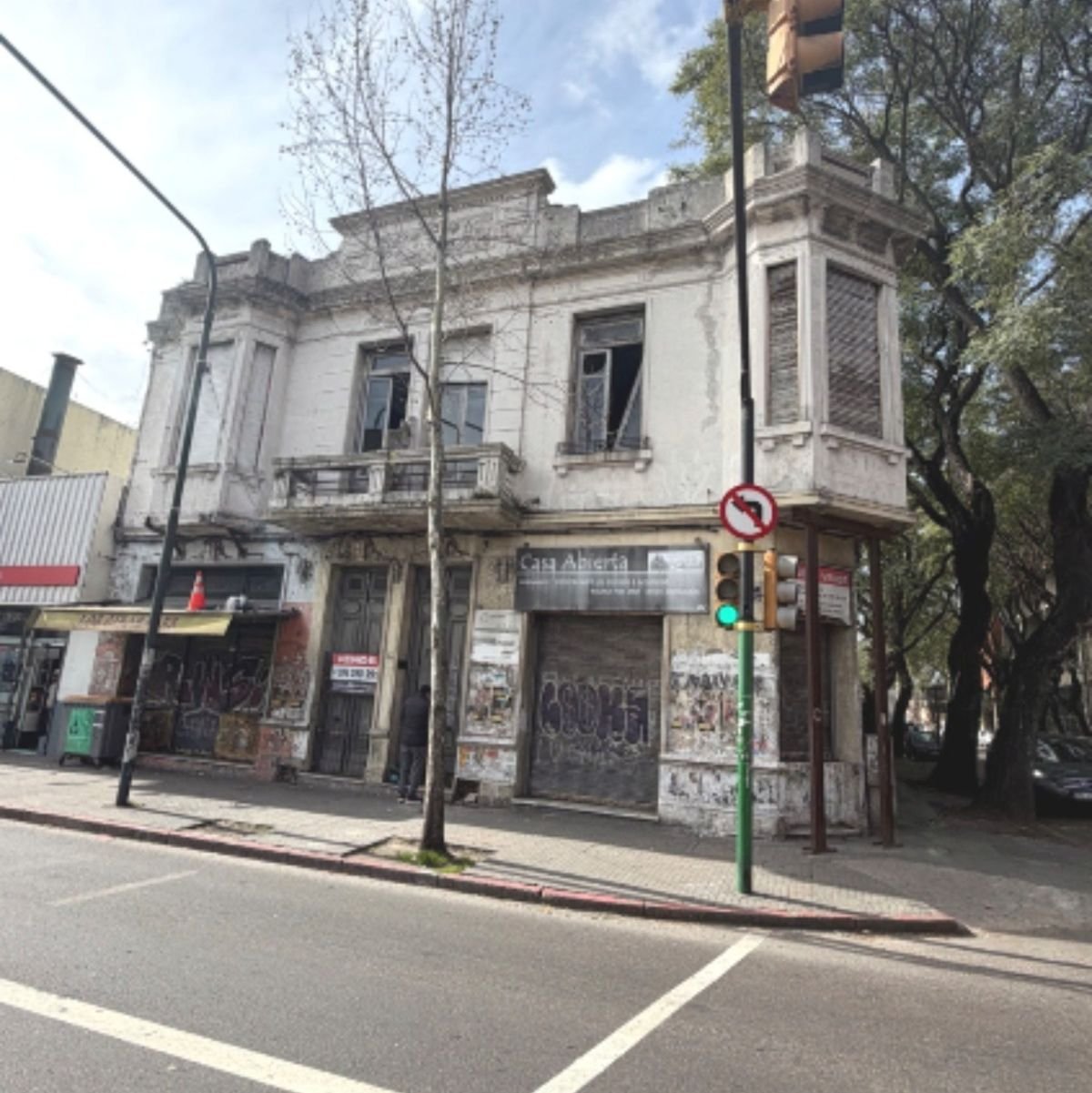 Edificio Comercial en Montevideo con Padron 10867