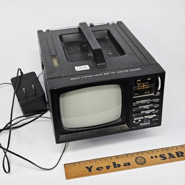 Televisor blanco y negro Panasonic - imagen 1