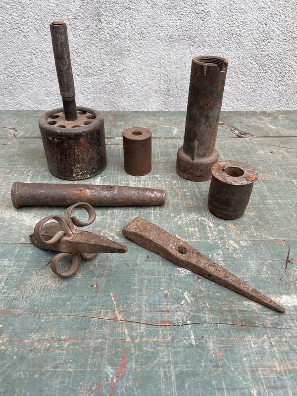 Lote de Puntas de Herrero y Hierros de Herrería para Portón