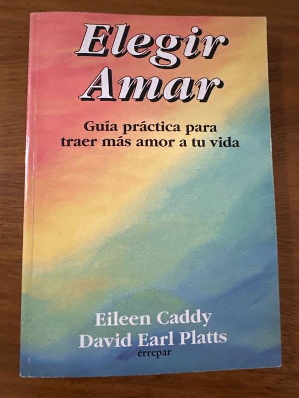 Lote siguiente: Libro: Elegir Amar - Guía práctica para traer más amor a tu vida