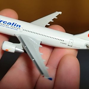 Maqueta Avión Airbus A310-300 Aircalin Escala 1/400 Herpa - imagen 2