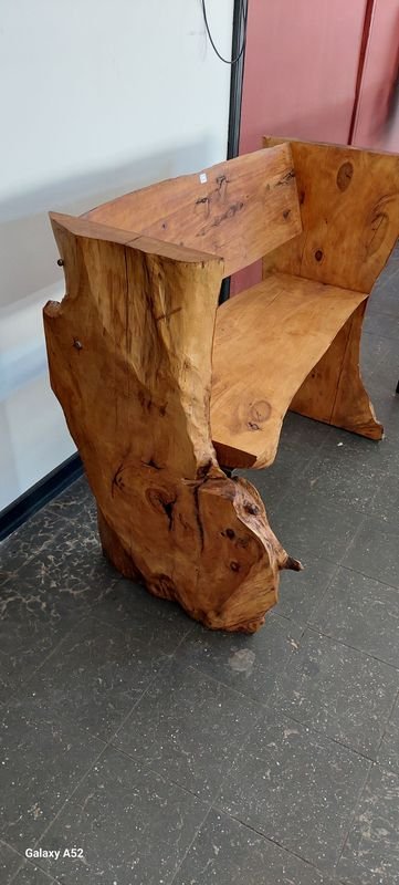 Banco rustico en madera muy lindo - imagen 2