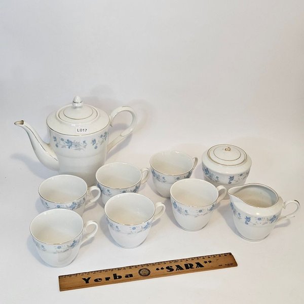 Juego de té hermoso en porcelana blanca y azul - imagen 1