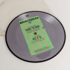 Disco Vinilo Single Picture Disc The Beatles - Ticket to Ride - Sello Parlophone - imagen 2