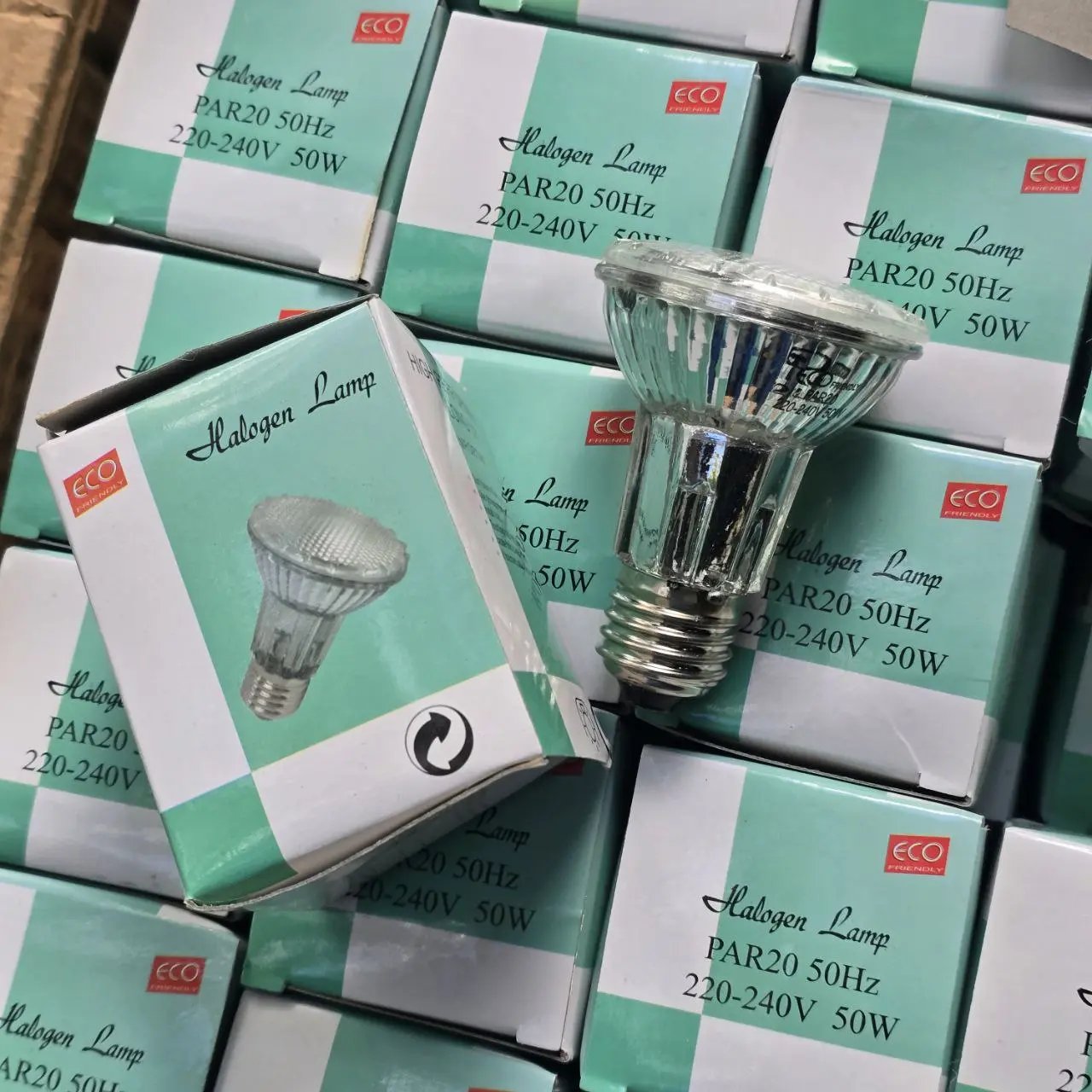 Lote siguiente: Lámparas Halógenas PAR20 E27 en Cajas de 100