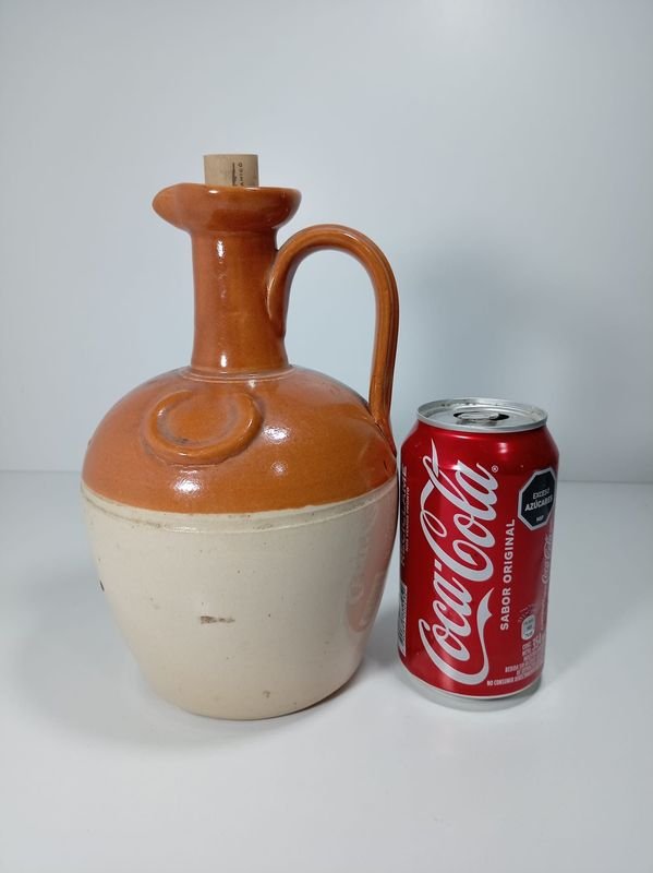 Porrón Antiguo de Gres con Corcho Original - imagen 1