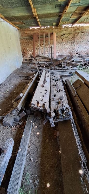 Item 874481 - Image 1