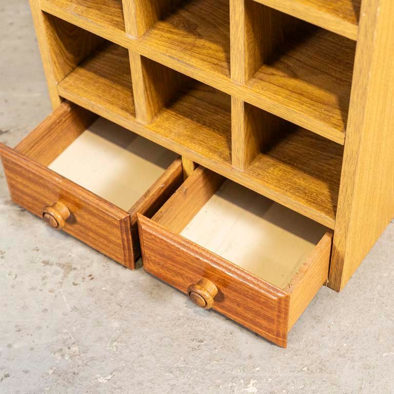 Mueble aereo de madera con detalles en el lustre y calce - imagen 3