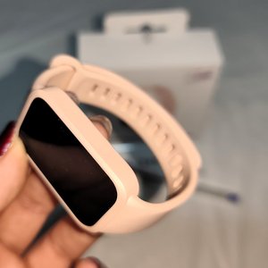 Smartwatch Xiaomi Band 9 Deportivo Rosado con Cargador y Caja - imagen 3