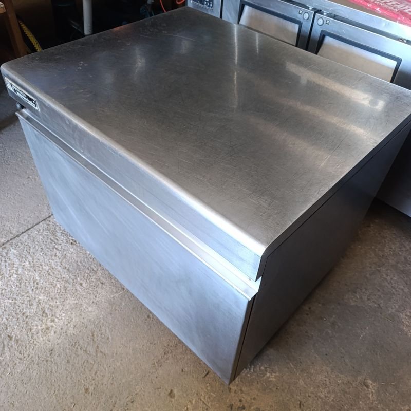 Mesa auxiliar con estante todo en acero inoxidable - imagen 2